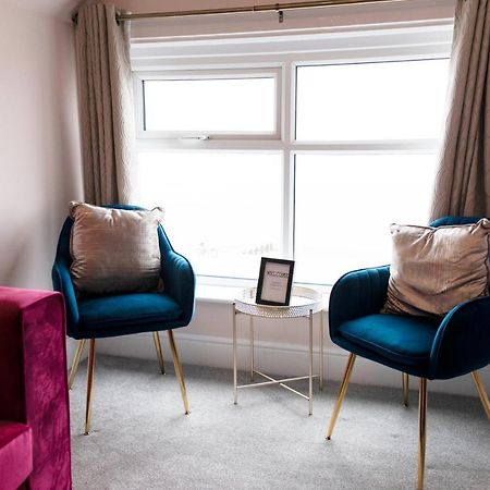 Charles Alexander Short Stay - Highcliffe Apartments Cleveleys Extérieur photo