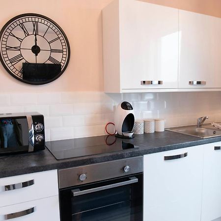 Charles Alexander Short Stay - Highcliffe Apartments Cleveleys Extérieur photo