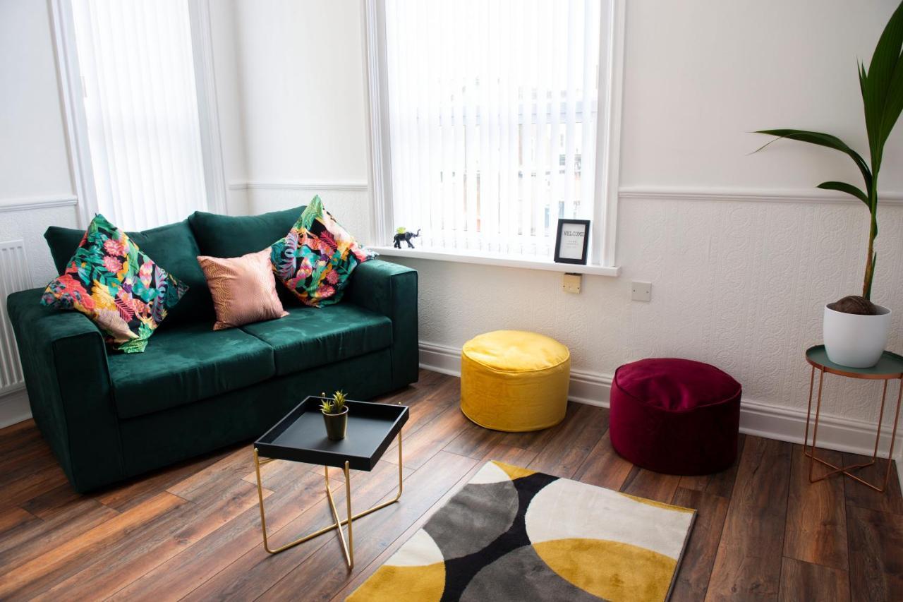 Charles Alexander Short Stay - Highcliffe Apartments Cleveleys Extérieur photo