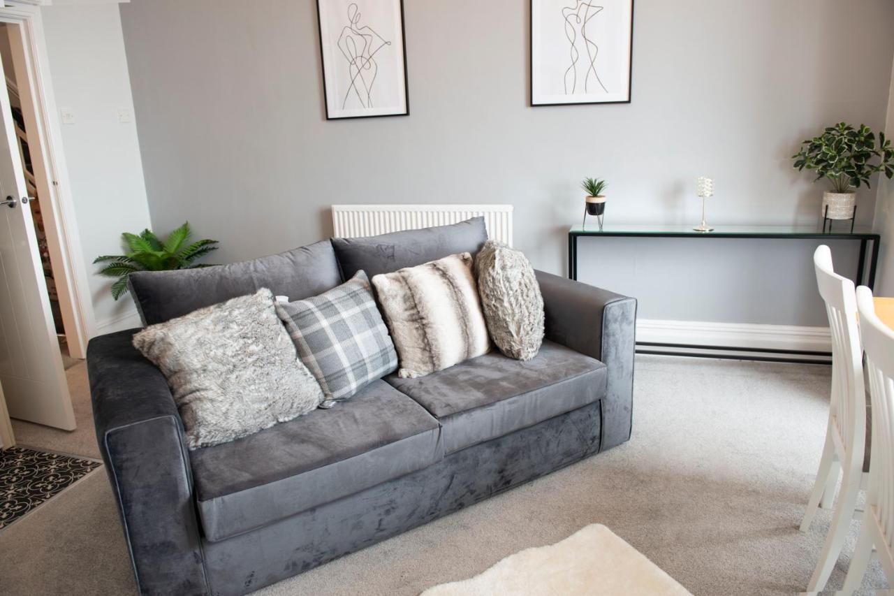 Charles Alexander Short Stay - Highcliffe Apartments Cleveleys Extérieur photo