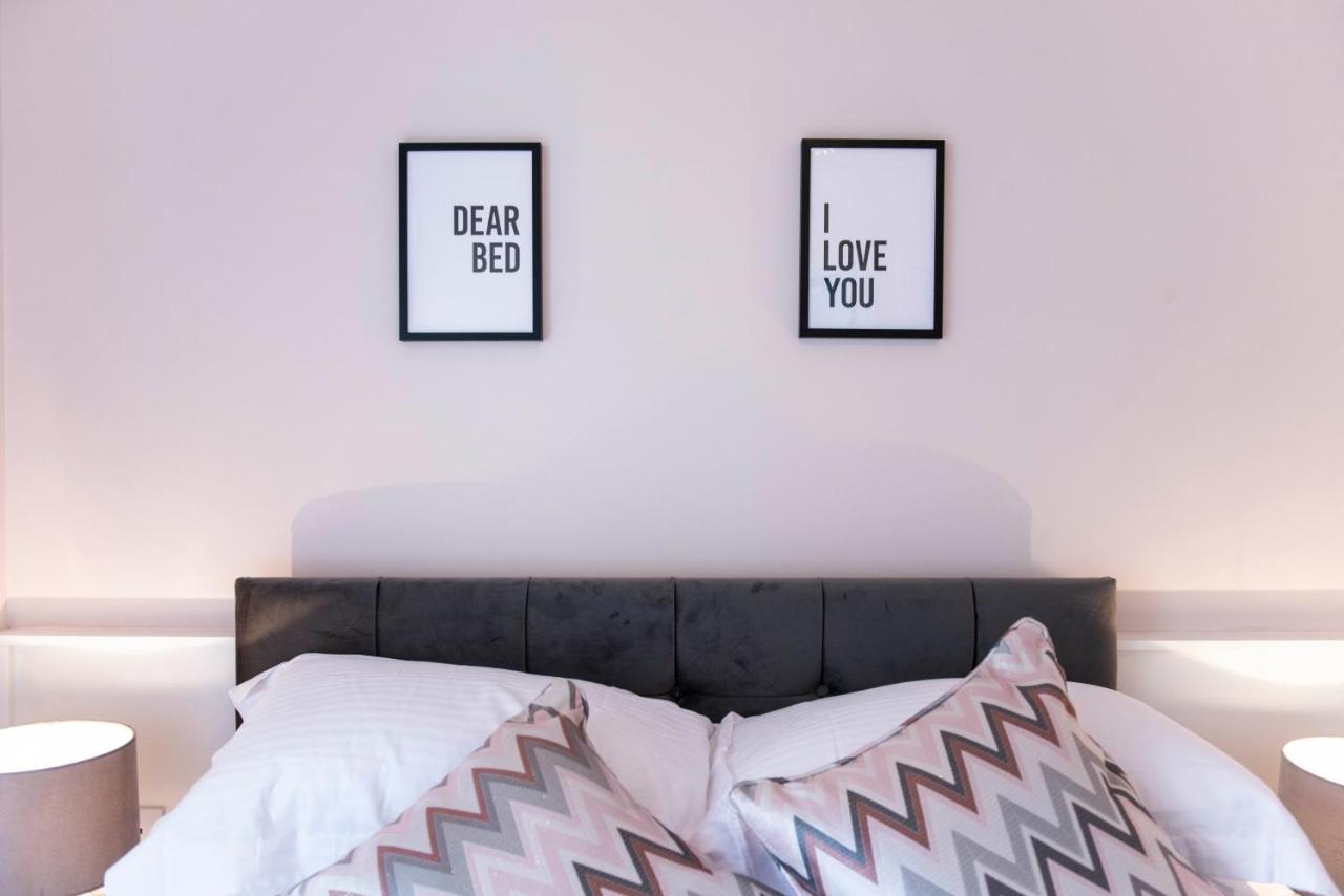Charles Alexander Short Stay - Highcliffe Apartments Cleveleys Extérieur photo