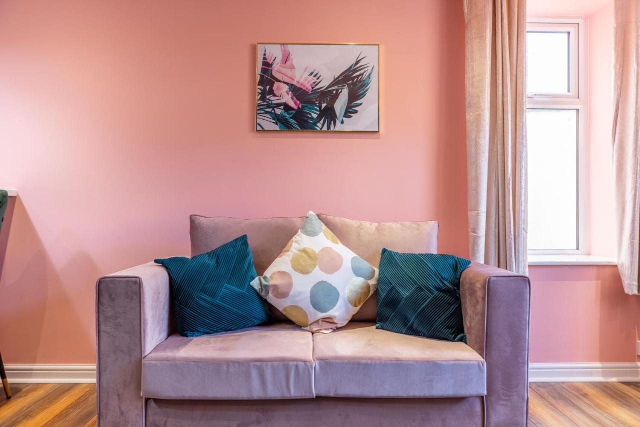 Charles Alexander Short Stay - Highcliffe Apartments Cleveleys Extérieur photo