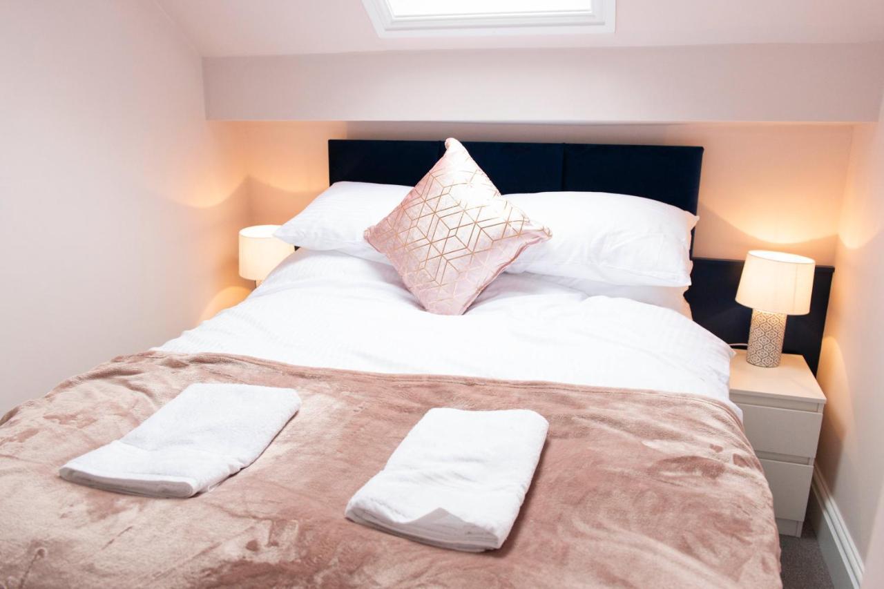 Charles Alexander Short Stay - Highcliffe Apartments Cleveleys Extérieur photo