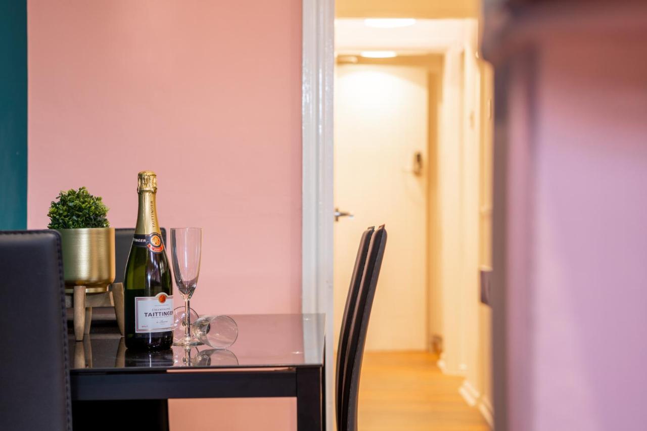 Charles Alexander Short Stay - Highcliffe Apartments Cleveleys Extérieur photo
